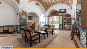 بهو فندق المظفر التقليدي