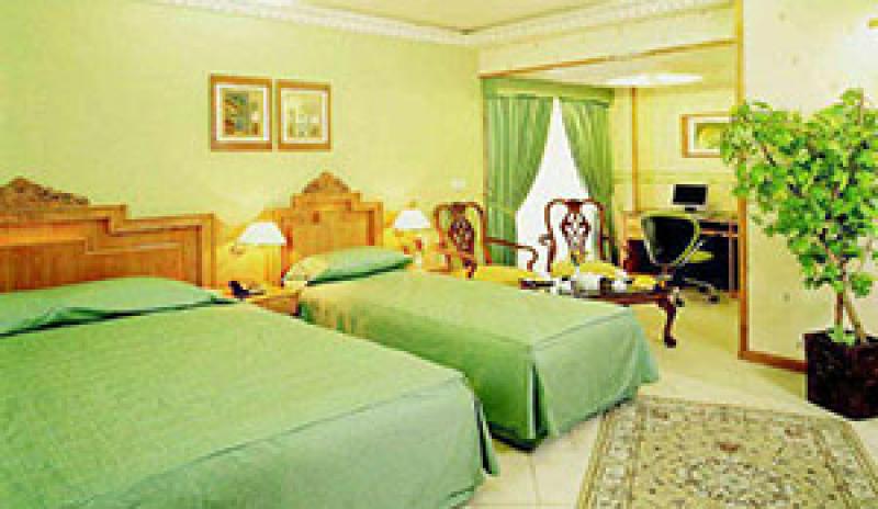  سريرين عمل مع تراس