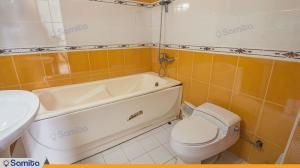 حمامات فندق شاطئي مرواريد صدرا