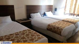 غرفة ثلاثية فندق كرمان