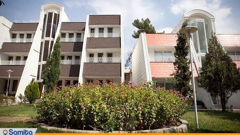 واجهة مجمع جهانكردي شيراز