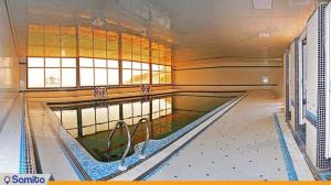 حمام السباحة مجمع سكني ساحل طلائي