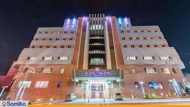 نمای ساختمان هتل بزرگ پارسیا