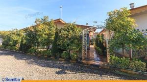 محوطه هتل ساحلی پدیدار خزر