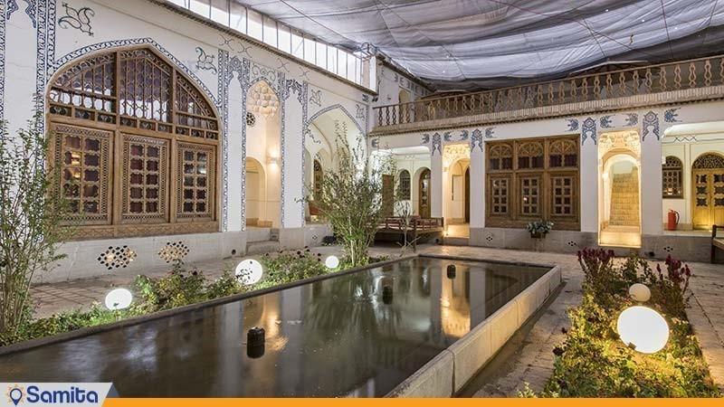 نمای ساختمان هتل سنتی