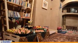 کافه کتاب هتل سنتی خونه نقلی