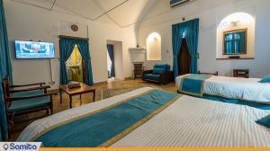 اتاق پنج تخته هتل سنتی لاله