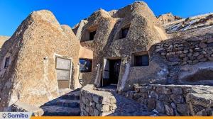 نمای ساختمان هتل بین المللی صخره ای  لاله