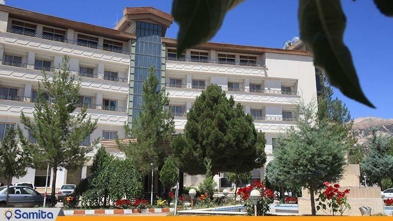 نمای ساختمان هتل پارسیان آزادی یاسوج