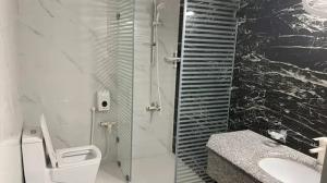 سرویس بهداشتی و حمام